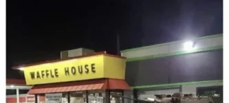 waffle+house+%3D+twighlight+zone